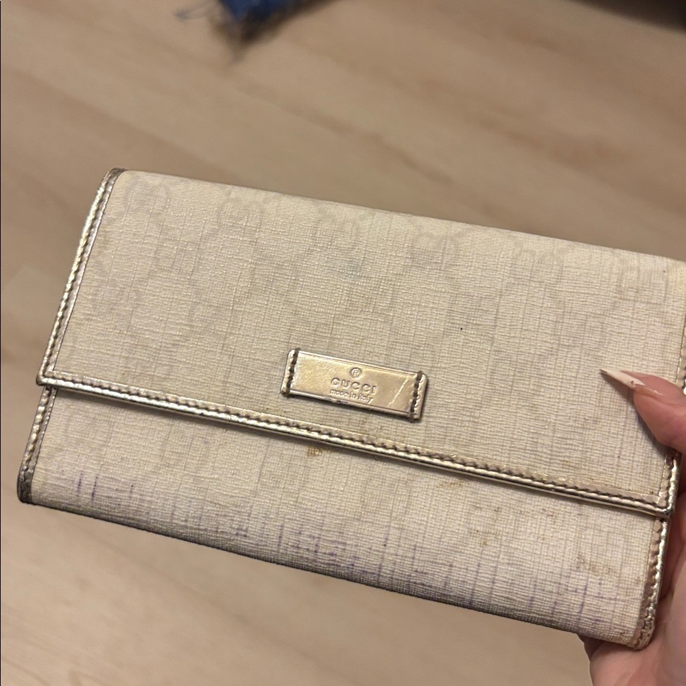 Gucci Light Beige Clutch with Gold Accent